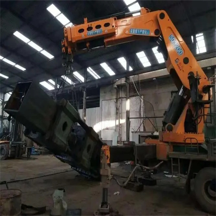 辛集折臂吊出租怎么收费